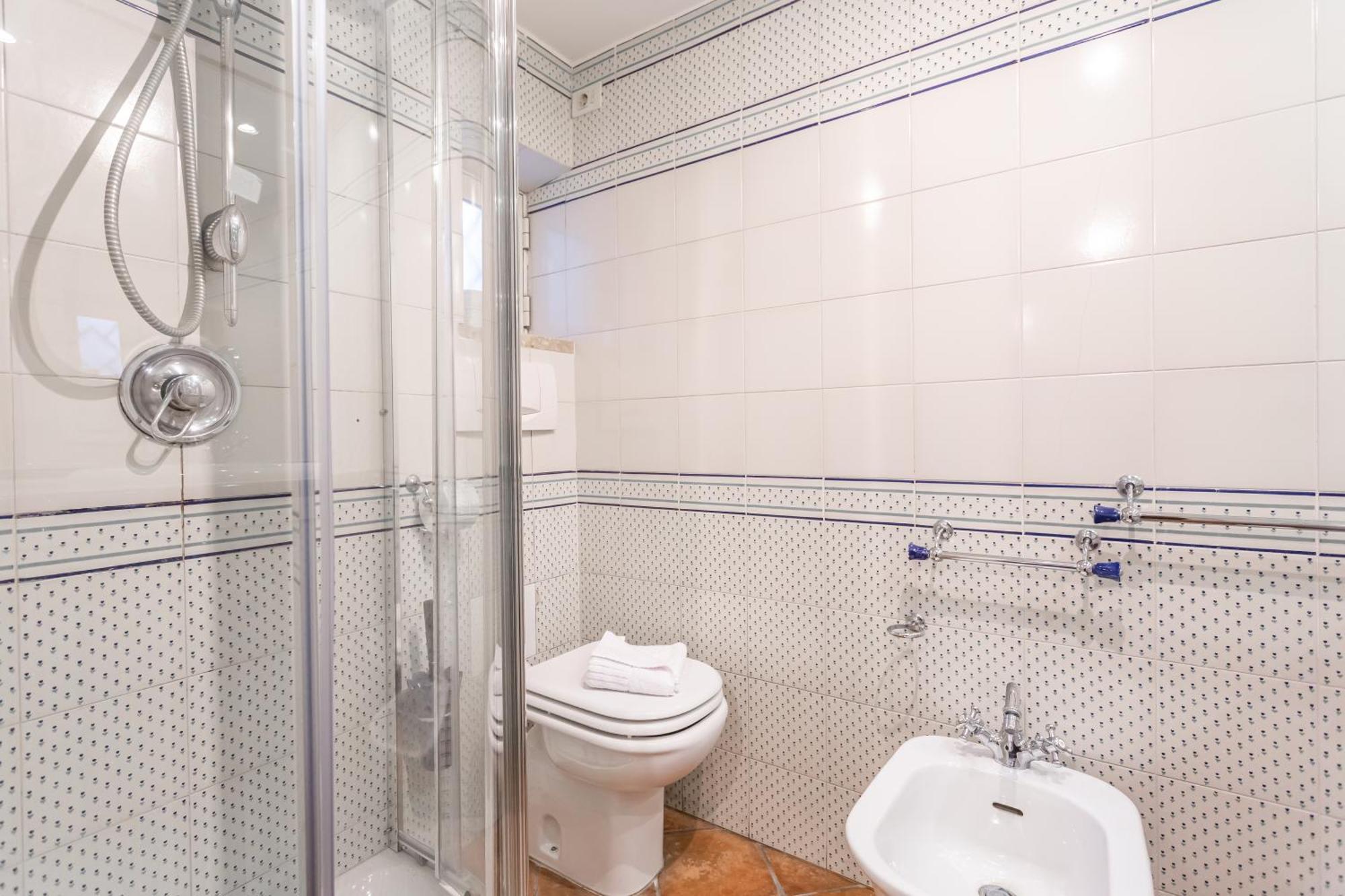 Art House Trastevere Luxury Apartment Рим Екстер'єр фото